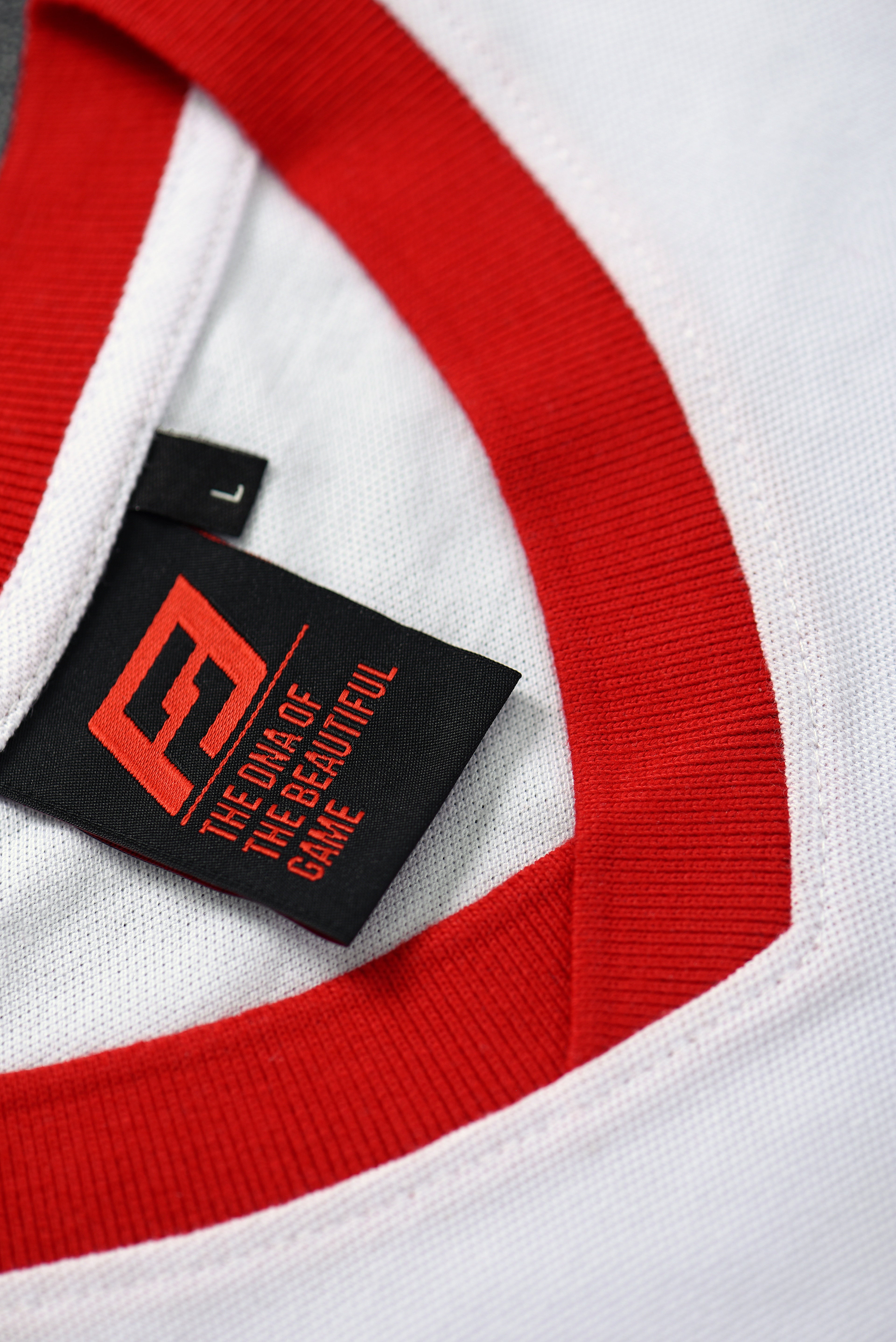 TN78 - Home Jersey المريول الأول